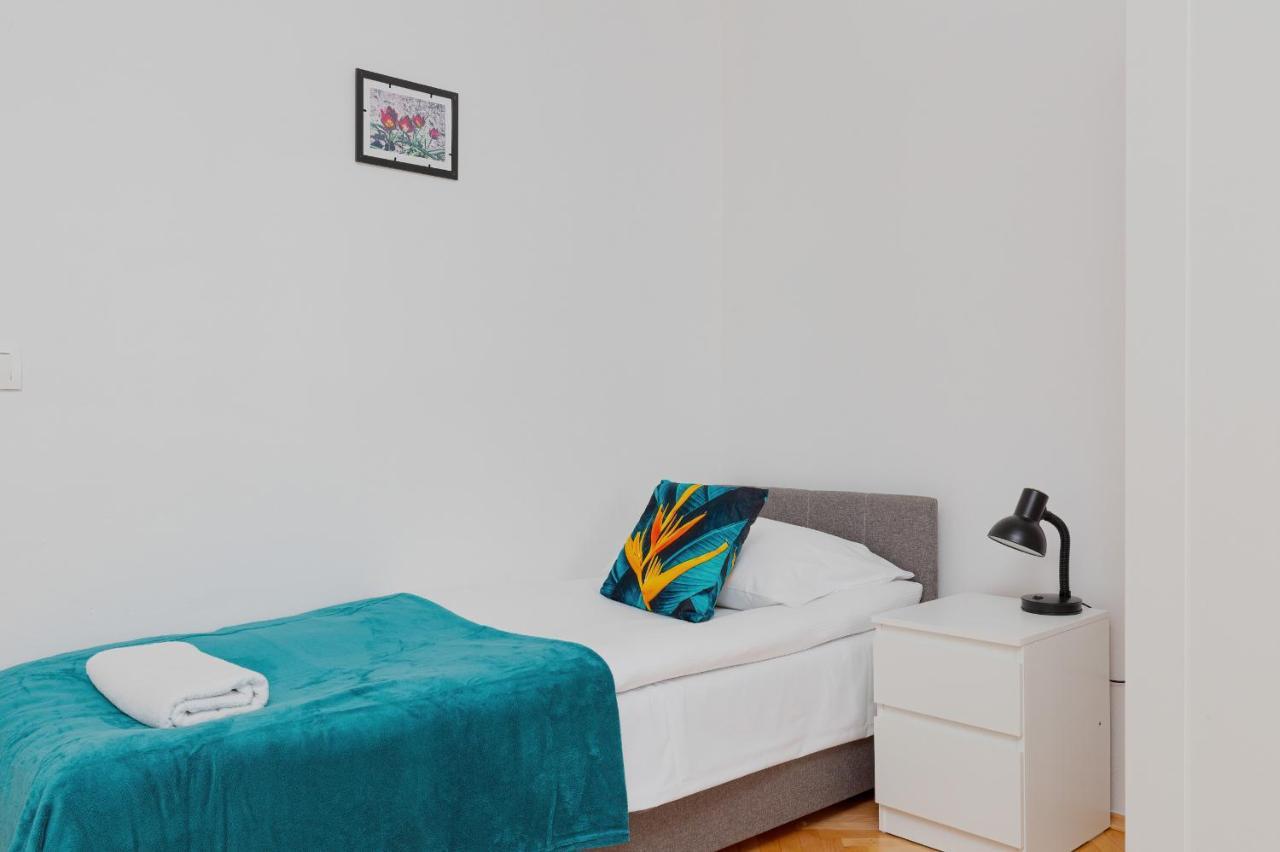 Kamienica Stanislawa Augusta Warszawa By Noclegi Renters Exterior photo
